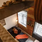 2 Bed New York Style Loft Apartment Free Parking