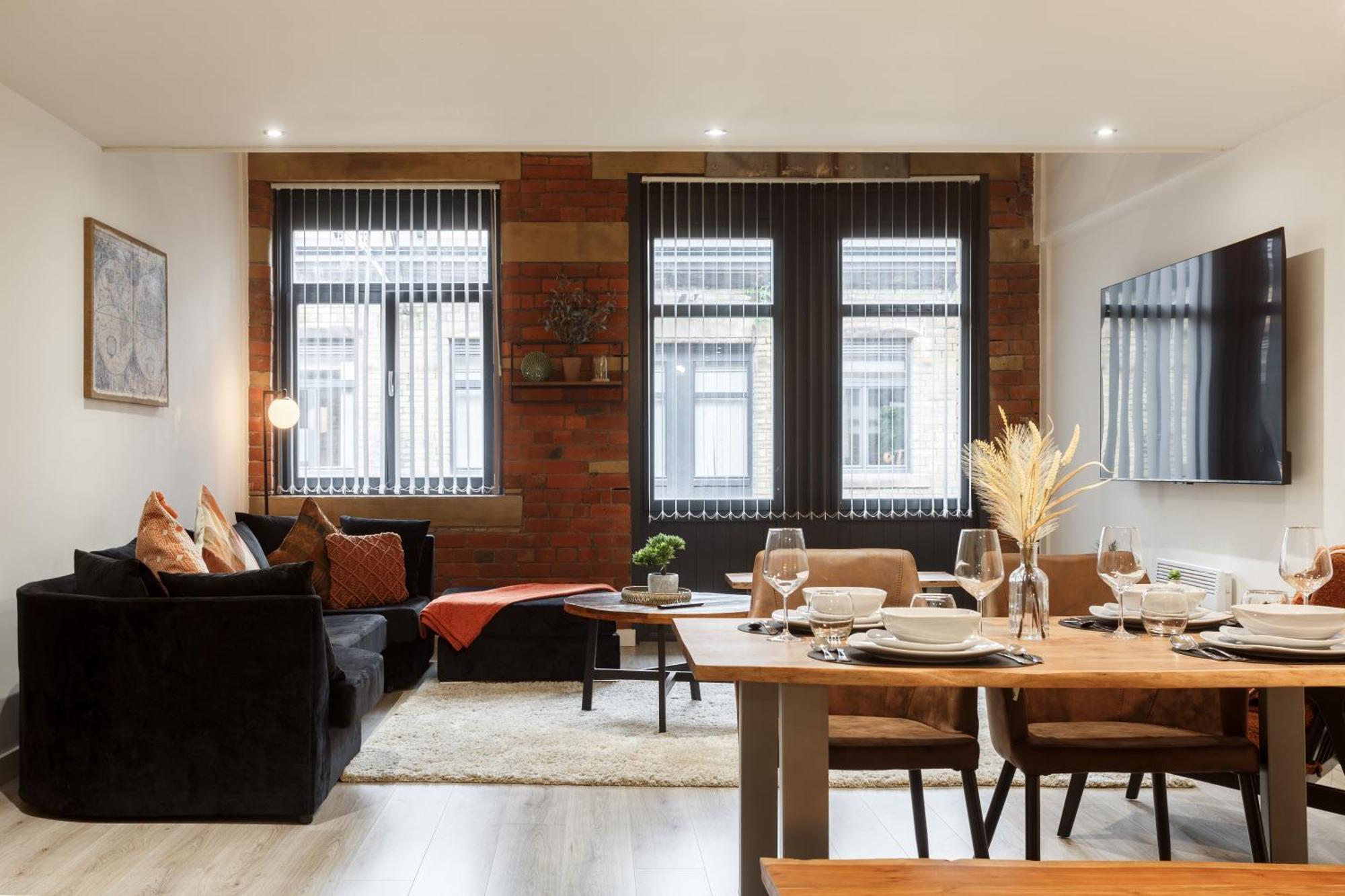 2 Bed New York Style Loft Free Parking Apartment Bradford (West Yorkshire)